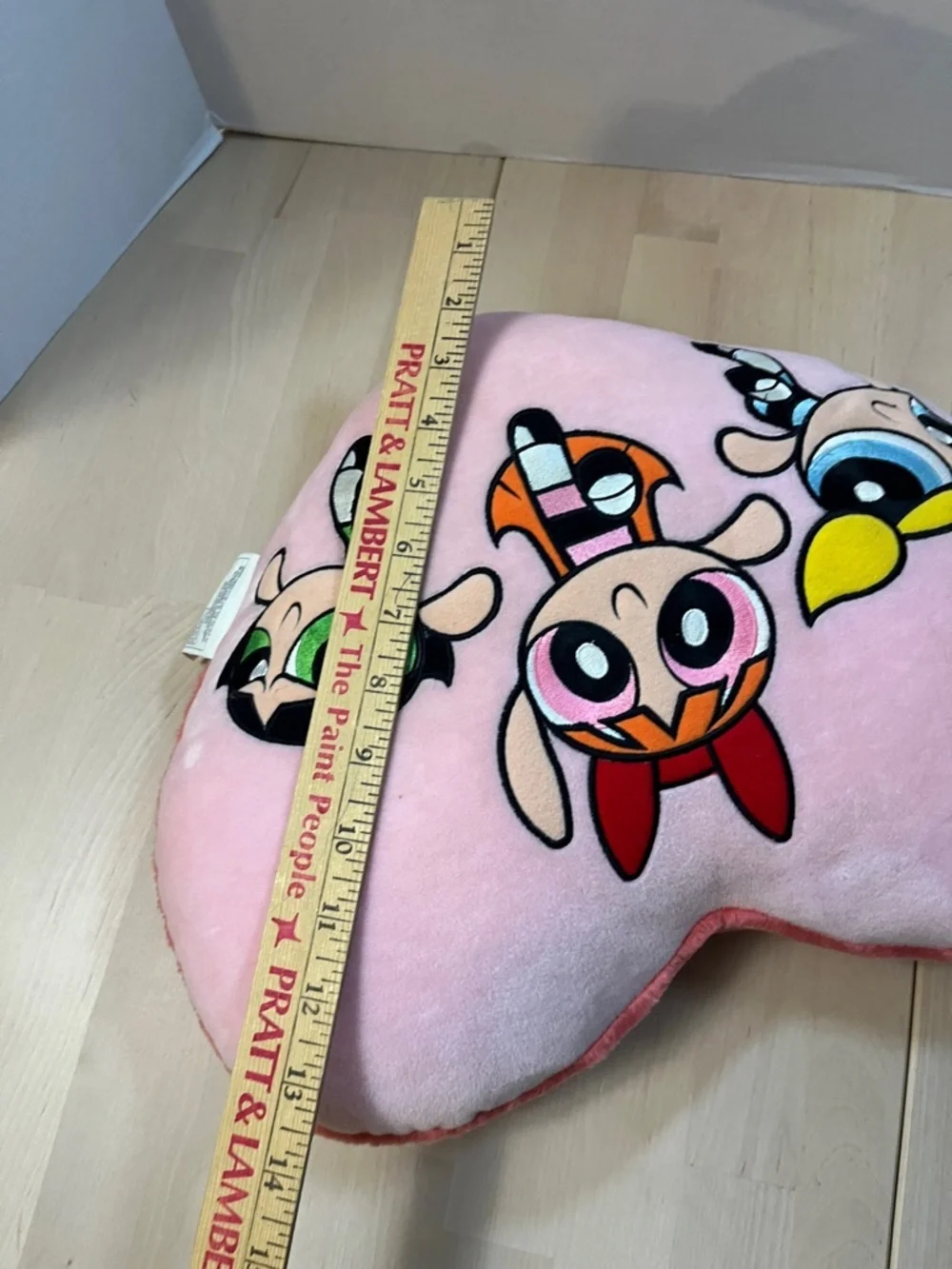 Powerpuff Girls Warner Bros Studio Store  2000 Pink Plush Heart Shaped Pillow